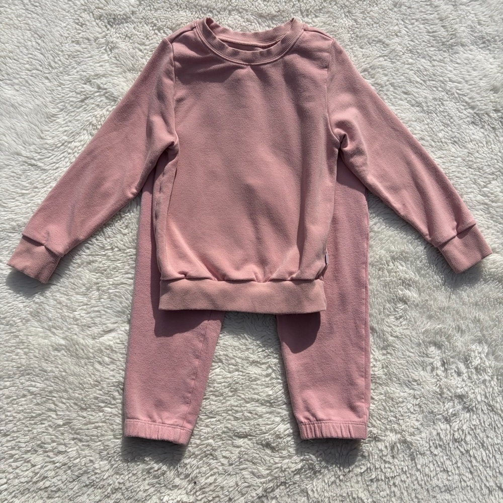 Two Piece Play by Little Sleepies Girl 4T Pink Mauve Pullover Sweater Pants Set